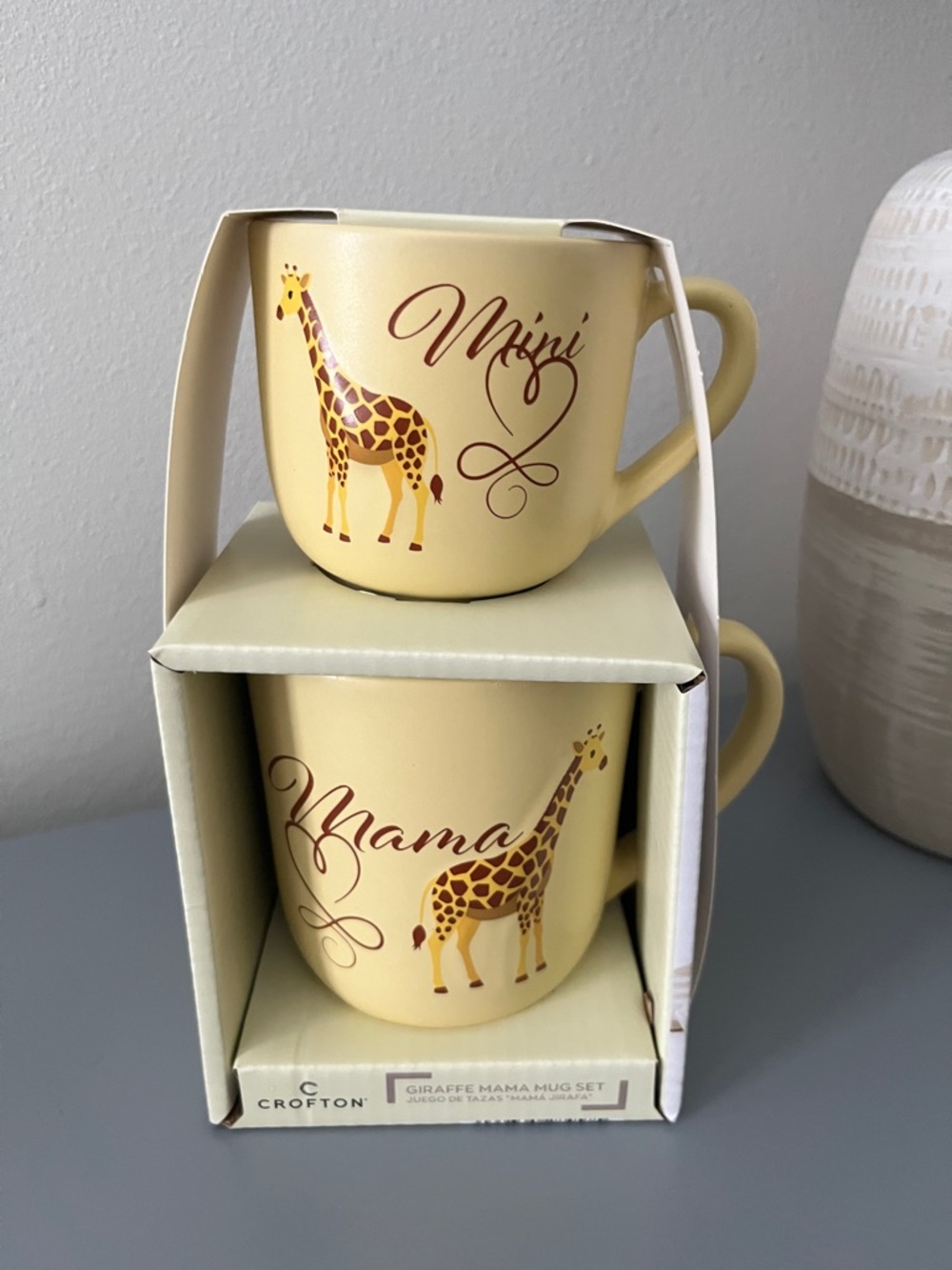 Yellow Giraffe Mama & Mini Mug Set